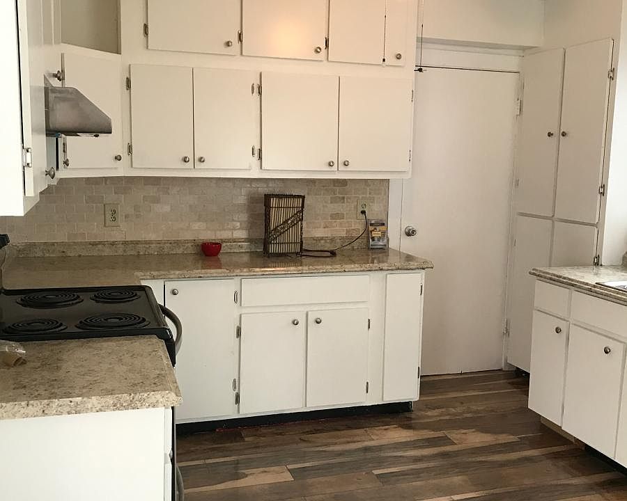 2nd image of 1069 47th St