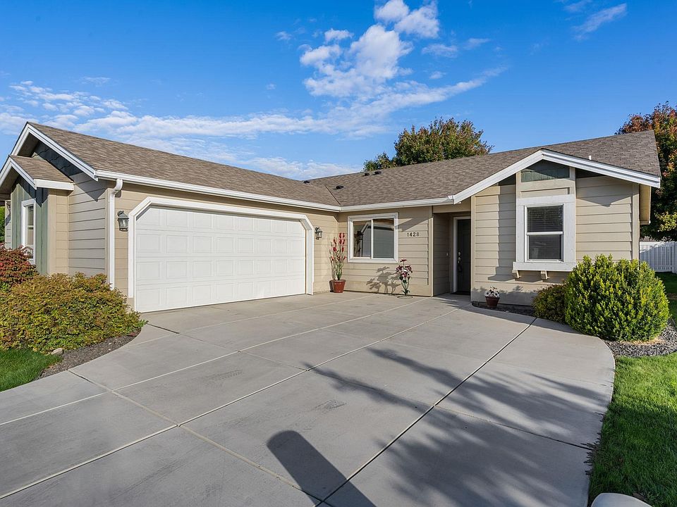 1st image of 1428 Larkspur Dr