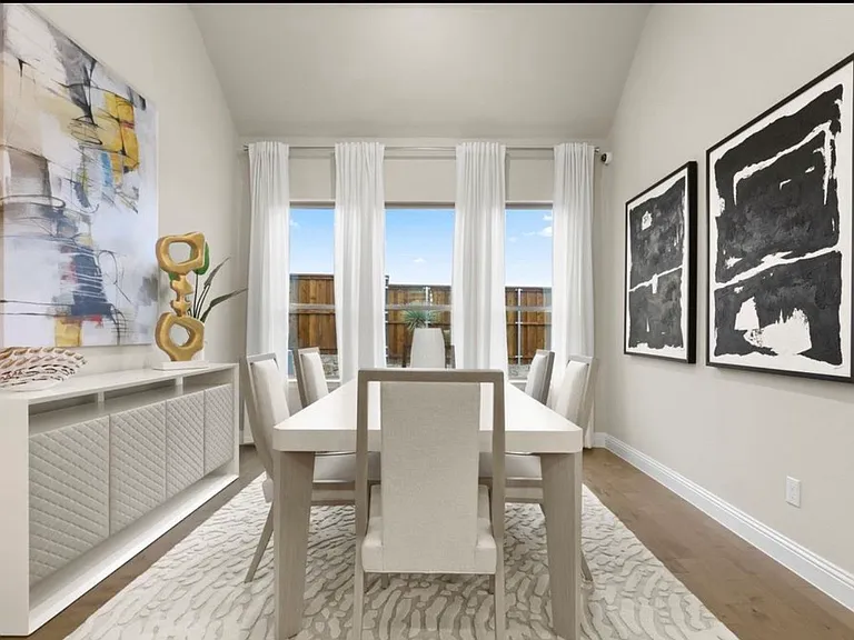 1024 Boardwalk Rd — Photo 5
