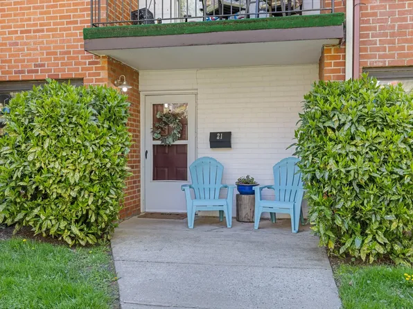 59 Fieldstone Drive #21, Hartsdale, NY 10530