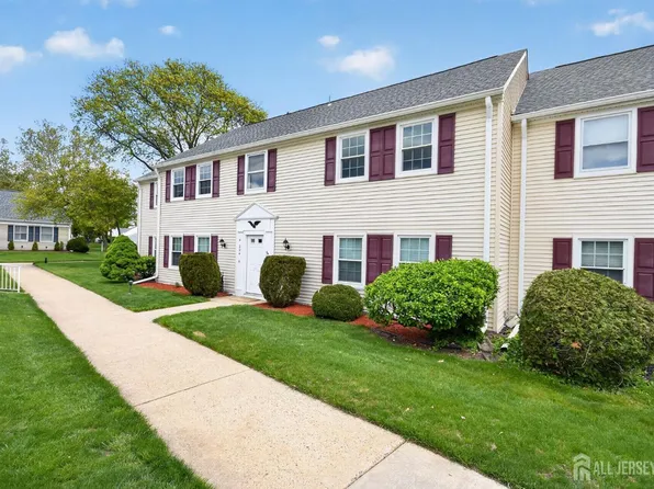 224 Old Nassau Rd, Monroe Township, NJ 08831