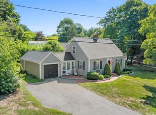 66 Prospect St, Hingham, MA 02043