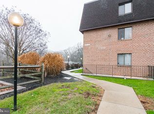 1318 Valley Dr, West Chester, PA 19382
