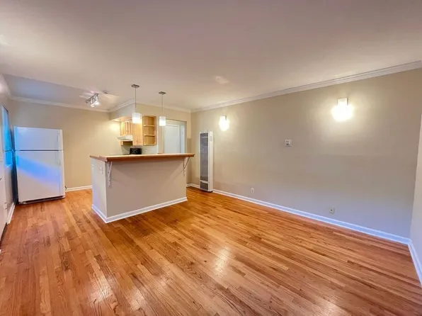 329 Lester Ave APT 3, Oakland, CA 94606