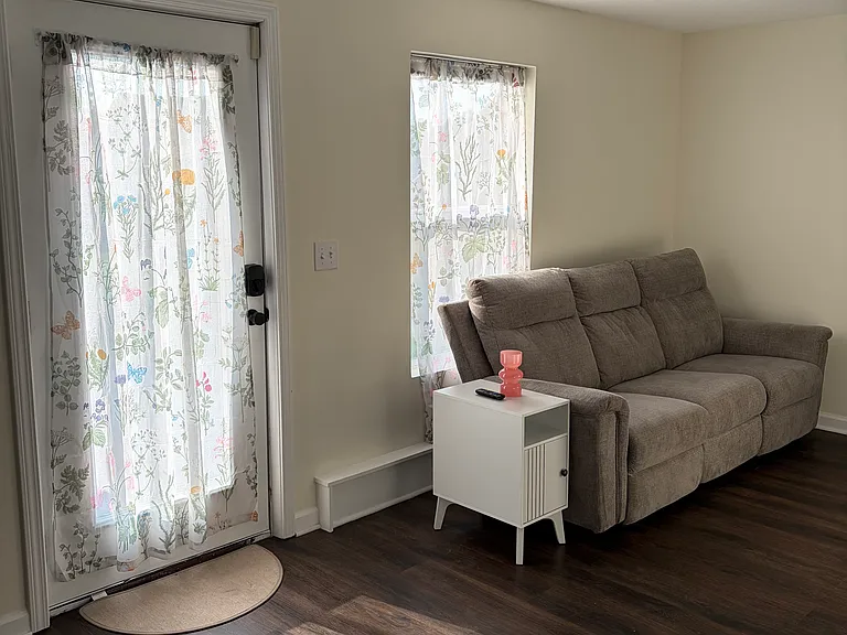 730 Chelsea Ct — Photo 18