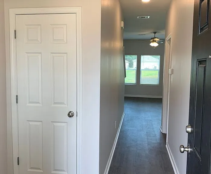 16357 Waterbury Ln — Photo 4