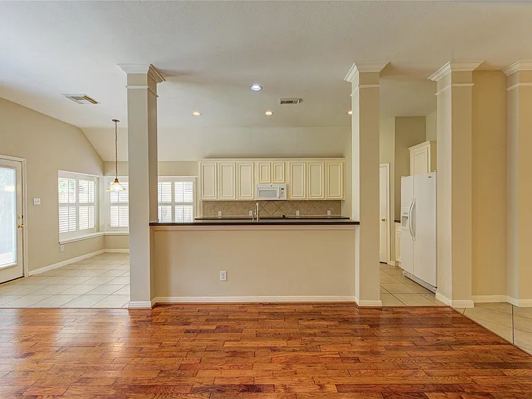 21930 Shady Heath Ln — Photo 17
