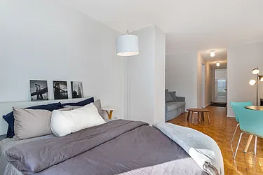 Rented by BARNES New York