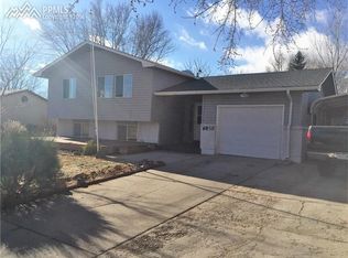 6850 Fielding Cir, Colorado Springs, CO 80911