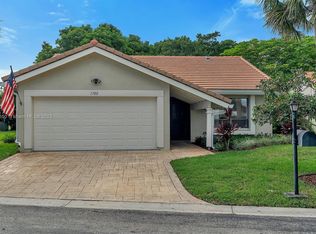 1700 Riverwood Ln, Coral Springs, FL 33071