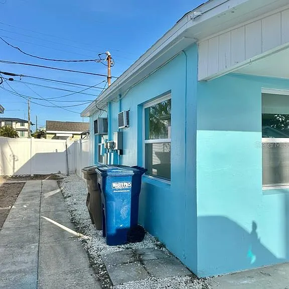 150 147th Ave E — Photo 4