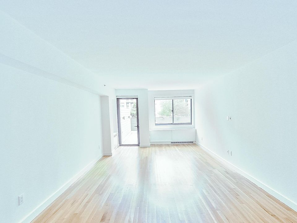 1st image of 101 W 15th St APT 224