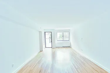 101 West 15th Street, #224