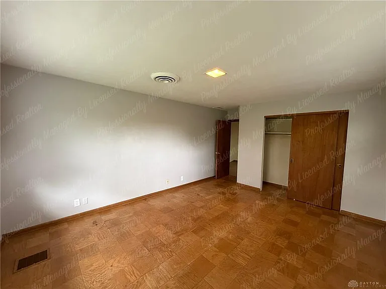 3776 Dorset Dr — Photo 38