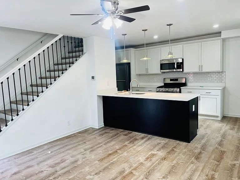 118 Brim Way — Photo 2