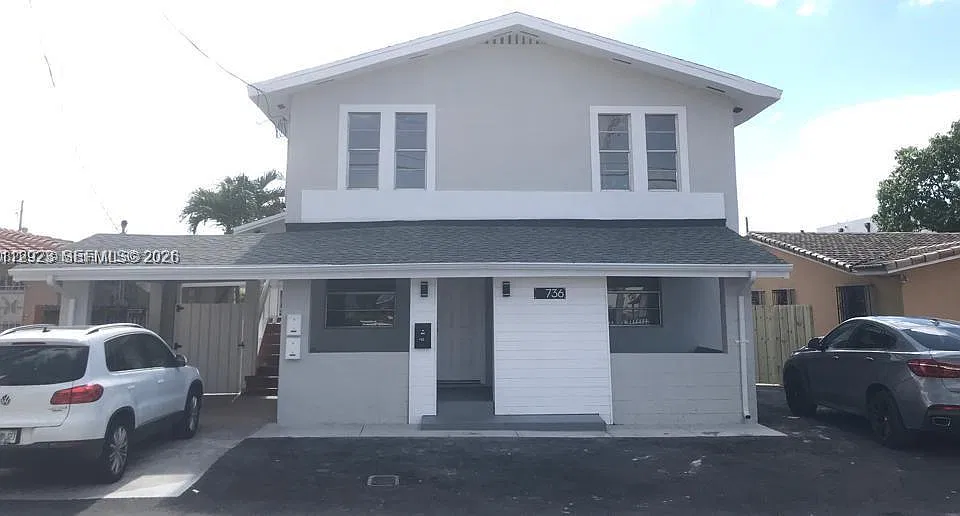 736 NW 22nd Ct #3