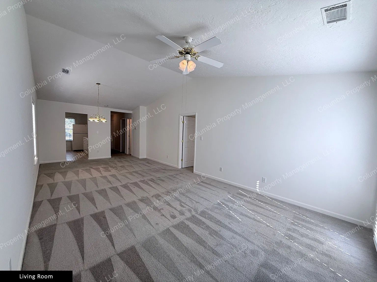 2 bed, 1092 sqft, $1,500 — Photo 3