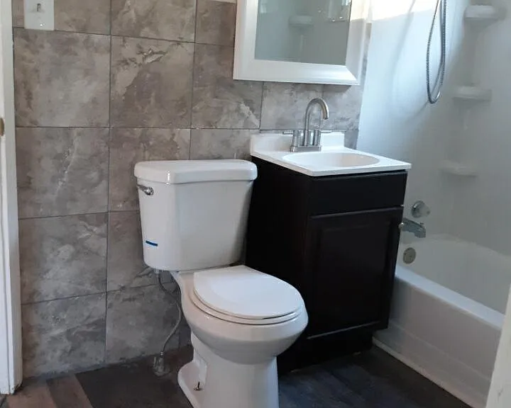 531 Fletcher St — Photo 3