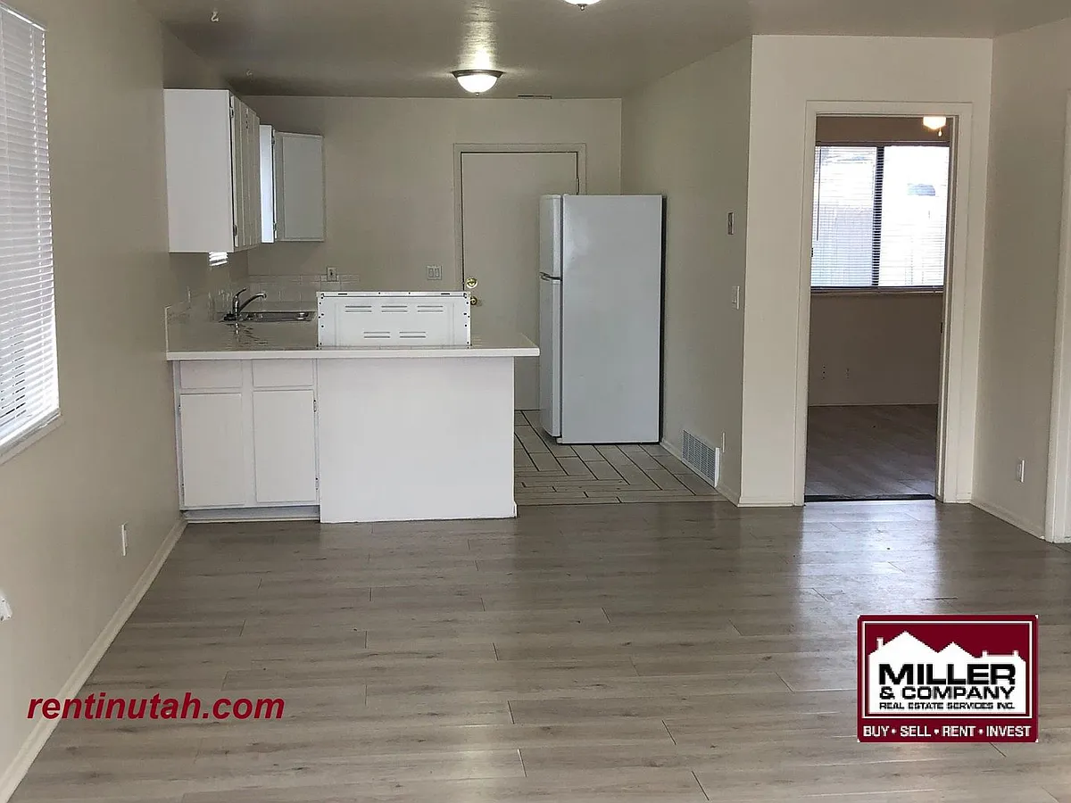 Building Photo - 265 E Rigdon Ave #1-3790