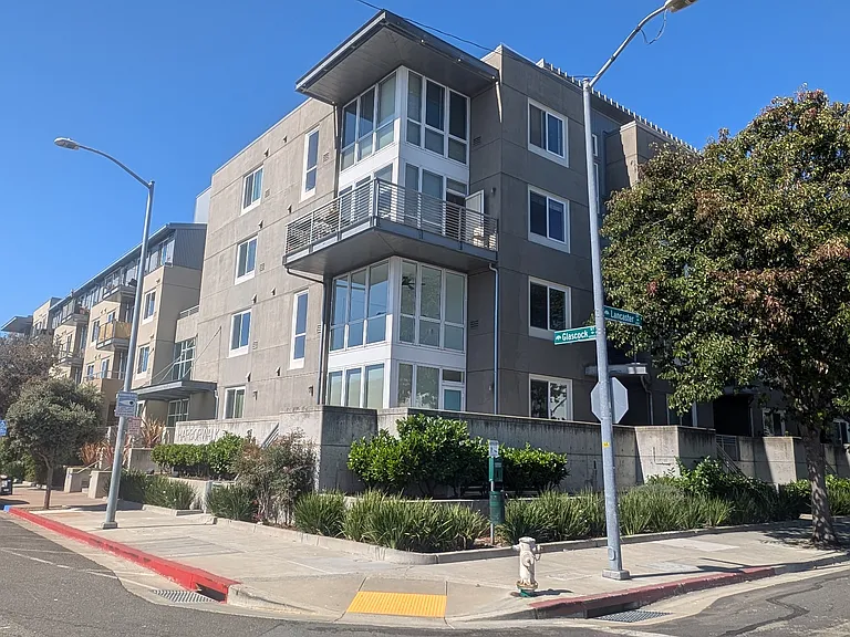 3090 Glascock St #210 — Photo 29