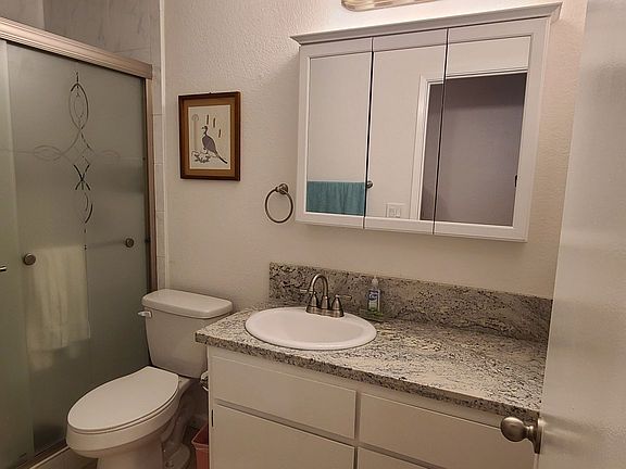 5th image of 448 Spinnaker Way