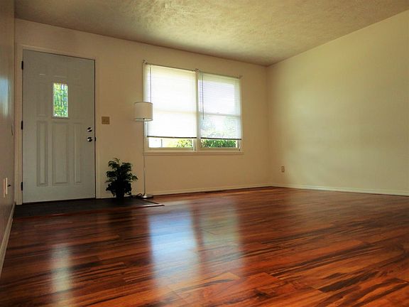 4 livingroom