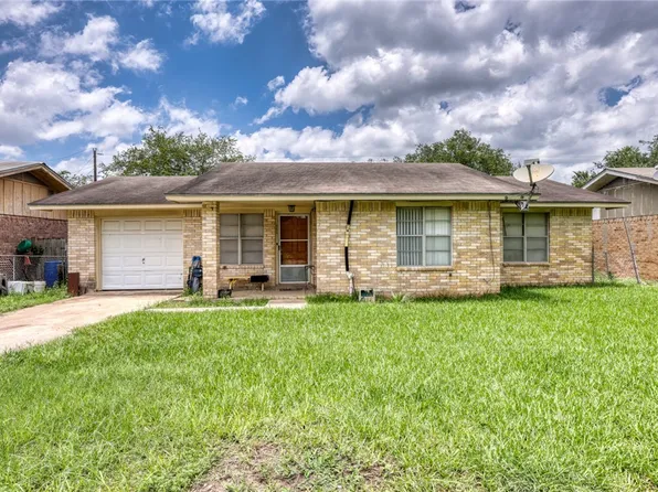 202 Canyonview, George West, TX 78022