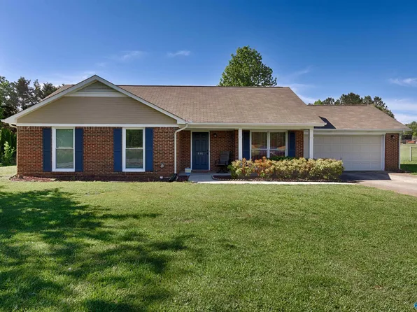 946 Toney Rd, Toney, AL 35773