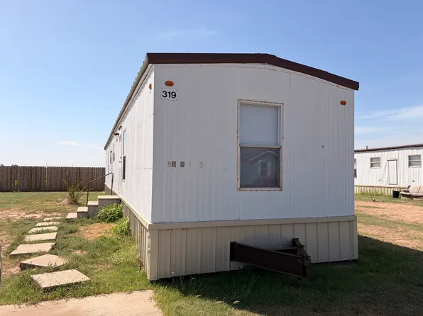 319 SW Grant St, Guymon, OK 73942