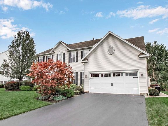 2nd image of 5674 Field Brook Dr