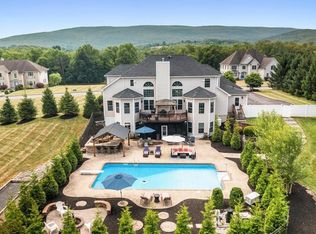 1 Anastasia Ct, Salisbury Mills, NY 12577