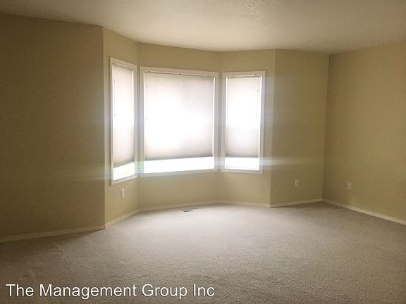 4th image of 16513 NE 20th St
