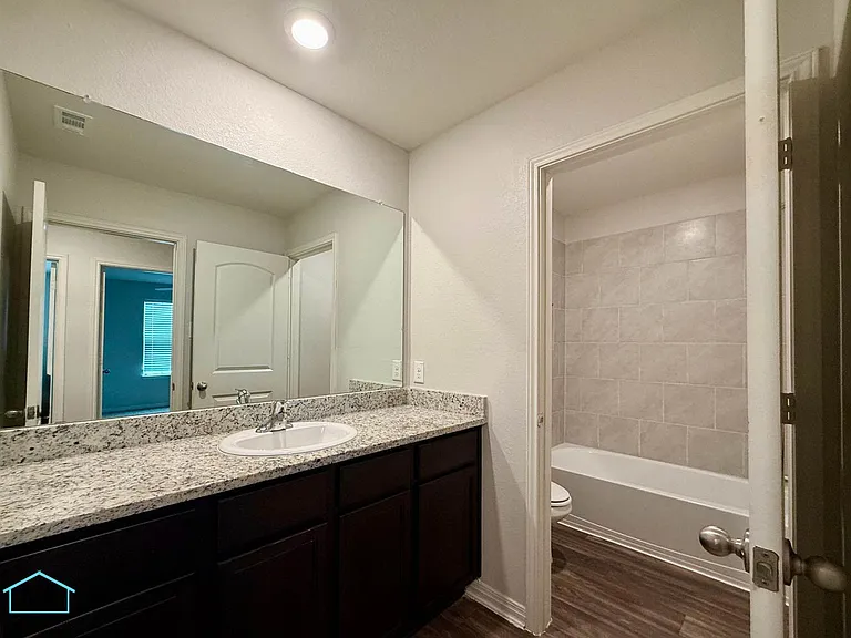 2927 Gastonian Ml — Photo 13