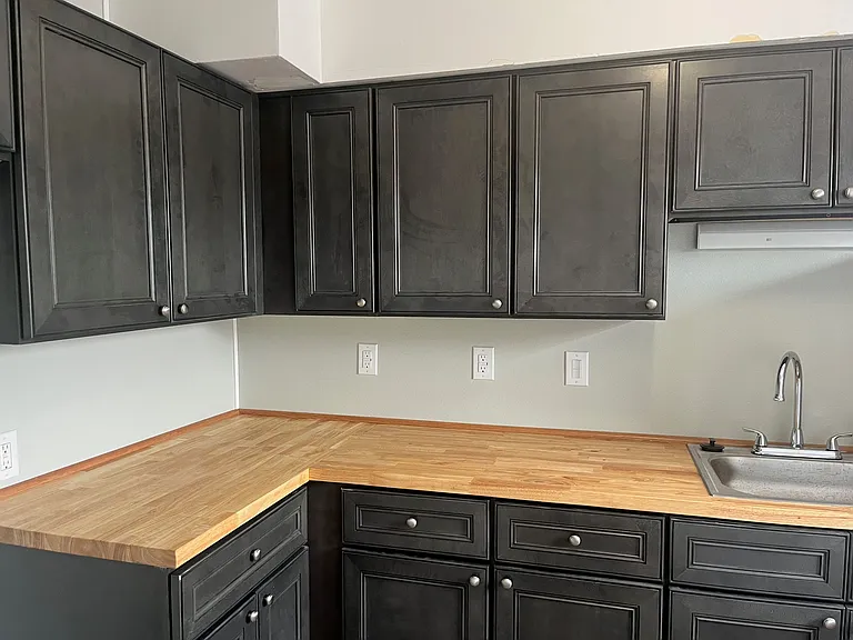 21535 Kingsville St #208 — Photo 2