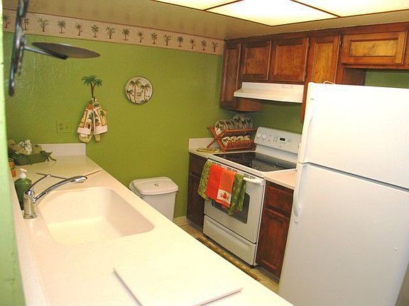 3rd image of 1304 Shaddick Dr