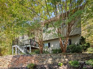 22 Evening Shade Dr, Weaverville, NC 28787