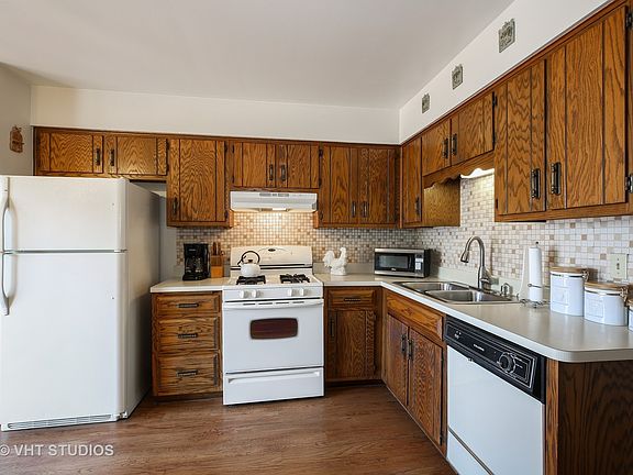 4th image of 2977 Flanigan Dr