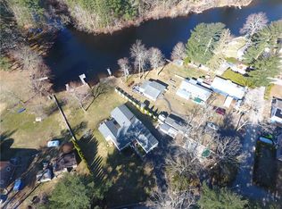 180 Shady Valley Rd, Coventry, RI 02816