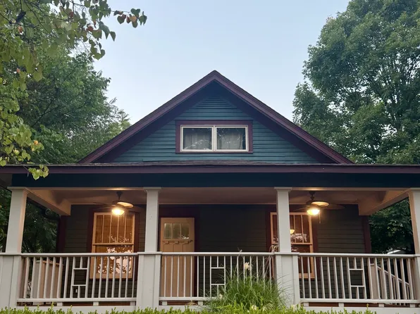 218 E Dickson St, Fayetteville, AR 72701