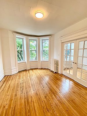4th image of 4 Parkside Ct Floor 2