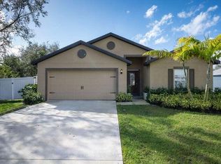 414 SW Dahled Avenue, Port Saint Lucie, FL 34953