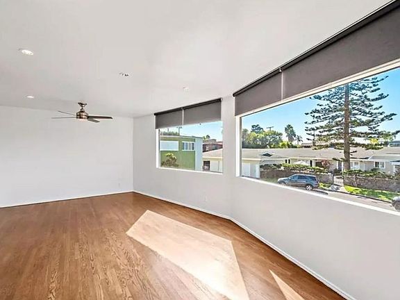 5th image of 1594 Via Capri APT 11