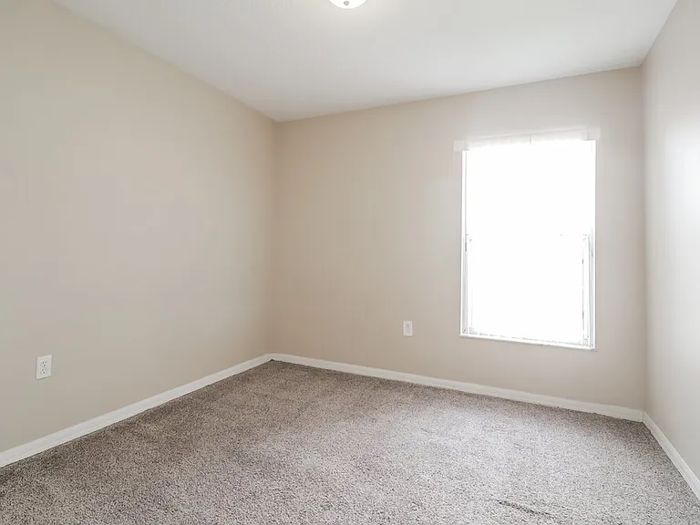 2131 Colonial Woods Blvd — Photo 12