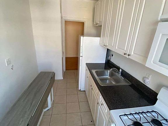 4th image of 701 W 176th St APT 5B
