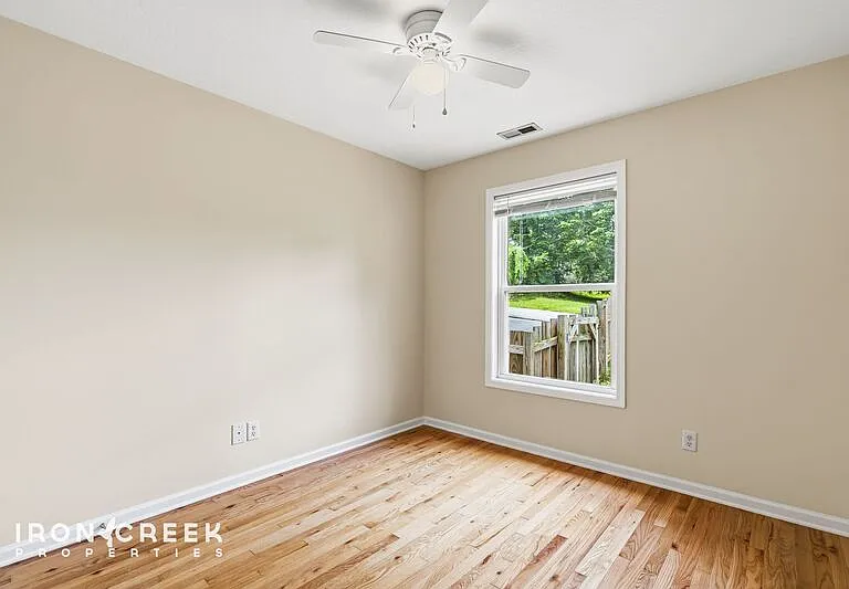 30 Olive St — Photo 20