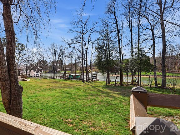 2nd image of 232 Apache Rd