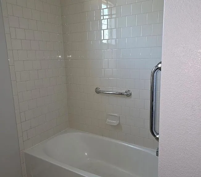 5556 W 72nd Pl — Photo 13