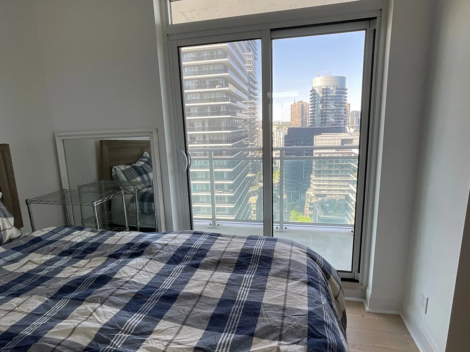 2 bed, $3,500 — Photo 2