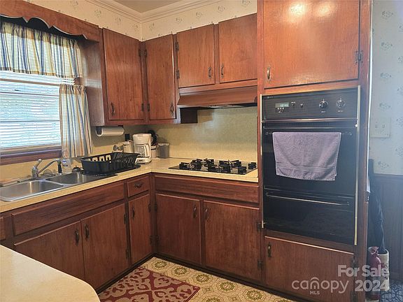 5th image of 2803 Gail Ave