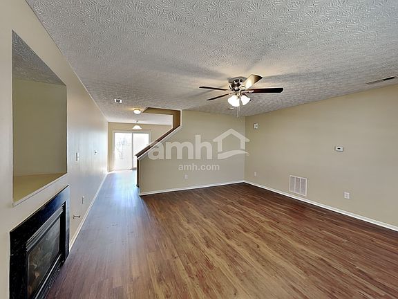 5th image of 5979 Haydens Crossing Blvd